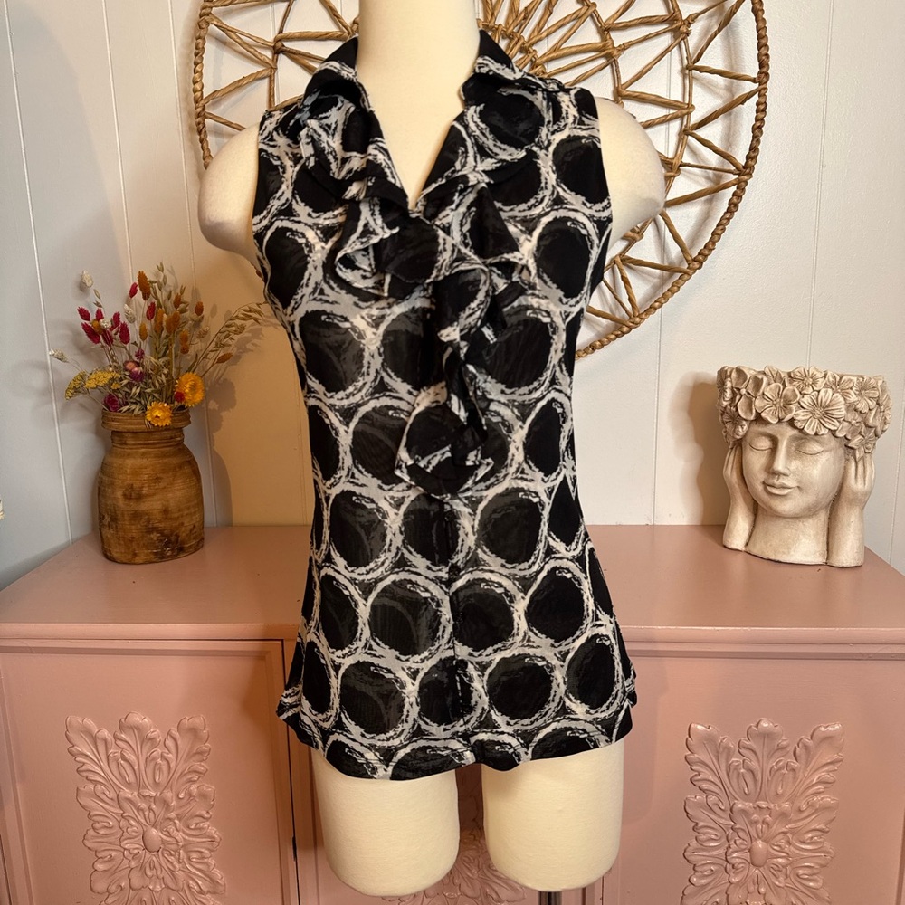 INC‎ International Concepts Black and White Circle Pattern Blouse
